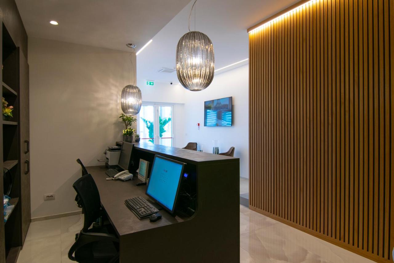 Residence Flow-R Riccione Exterior photo